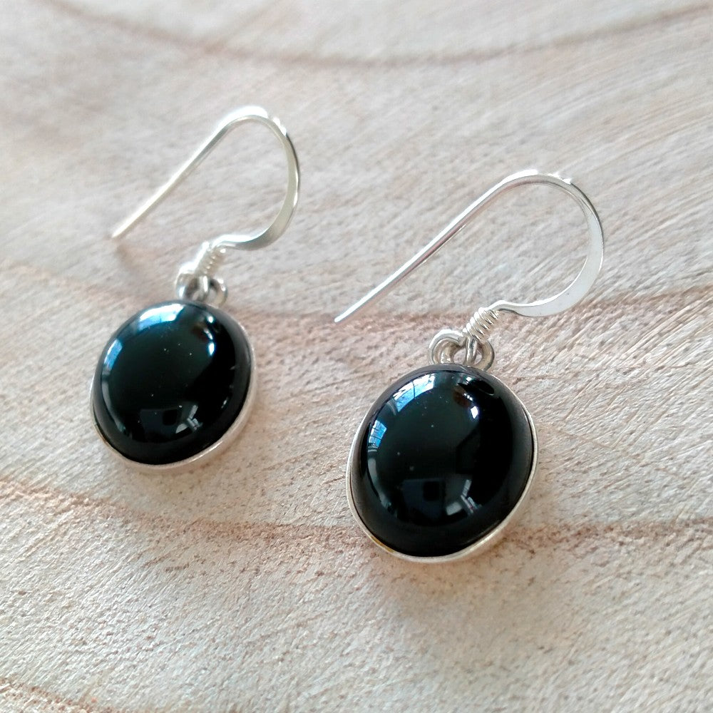 onyx oorbellen