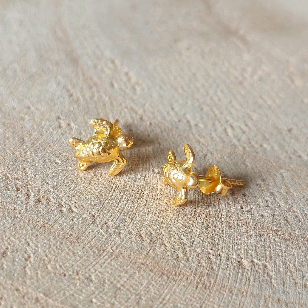 schildpad oorknopjes goldplated