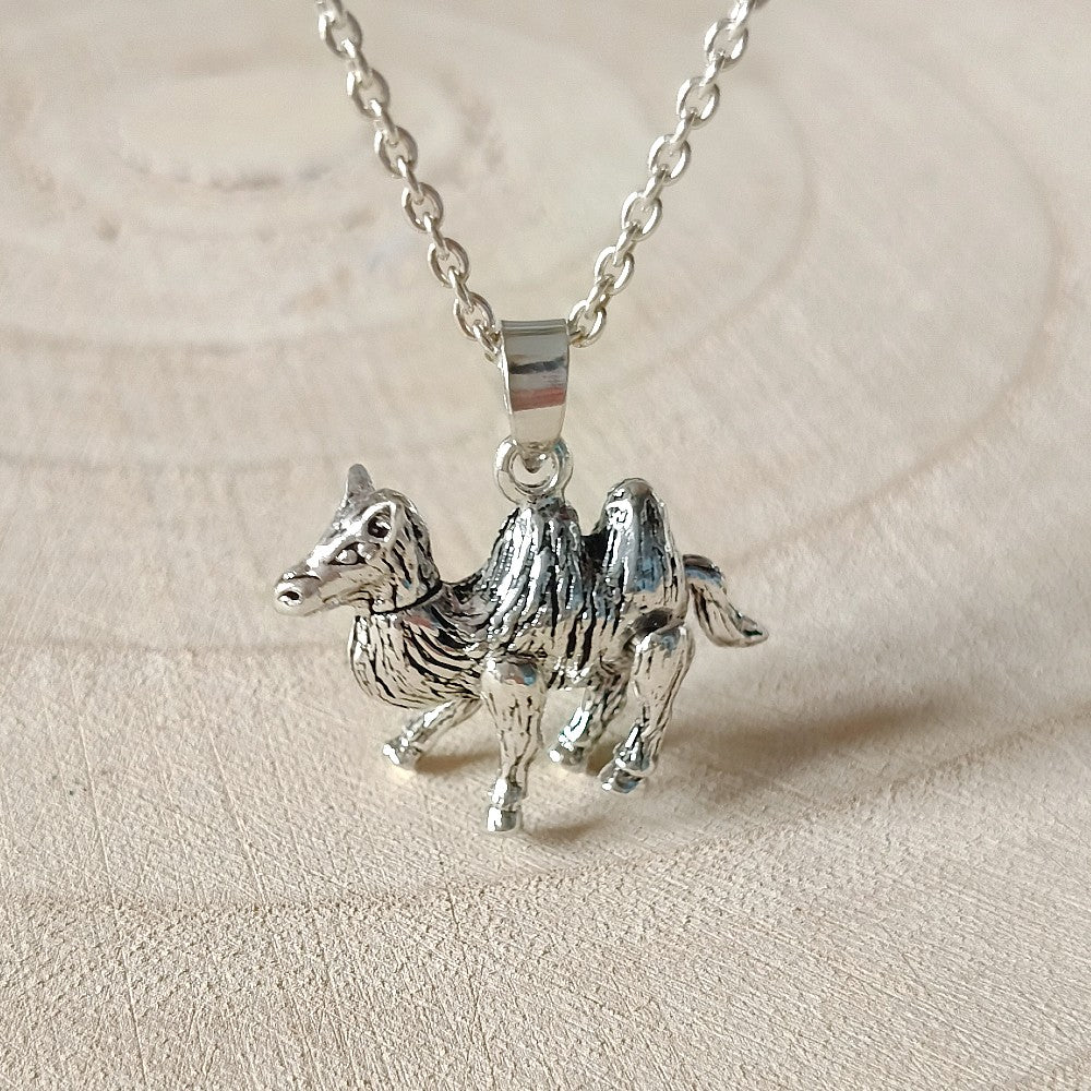 zilveren bedel kameel