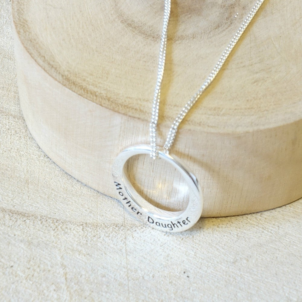 moeder dochter ketting