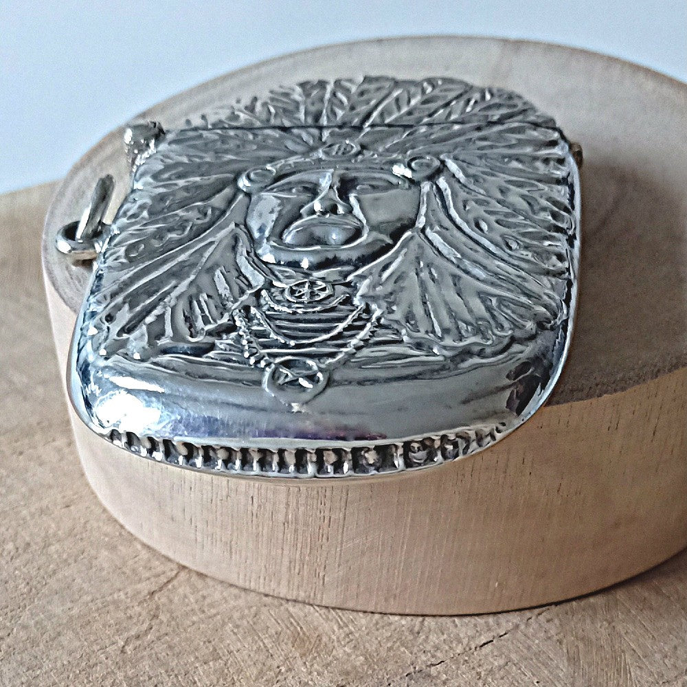 tondeldoos zilver indiaan